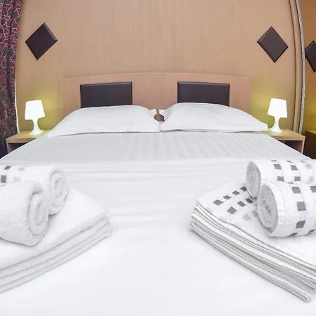 Stylish Apartament ~ Old Town Daire *