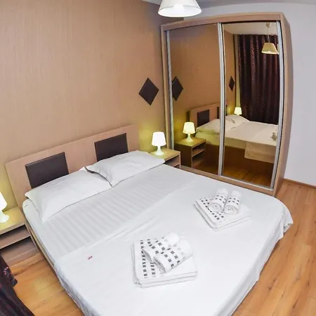 Stylish Apartament ~ Old Town Daire Bükreş